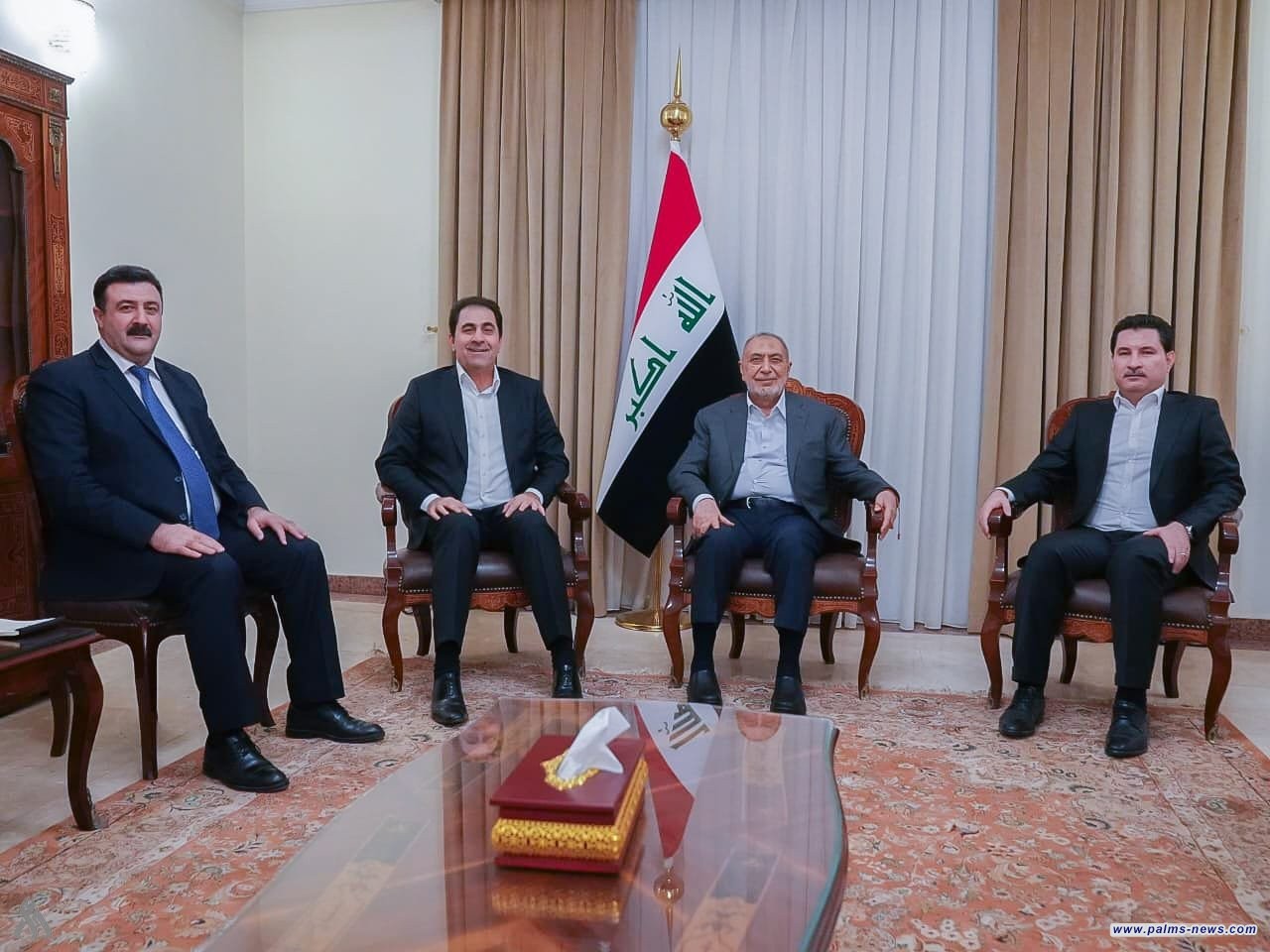 المشهداني يؤكد حرص البرلمان على تعزيز التعاون مع الكتل النيابية لإقرار القوانين المهمة